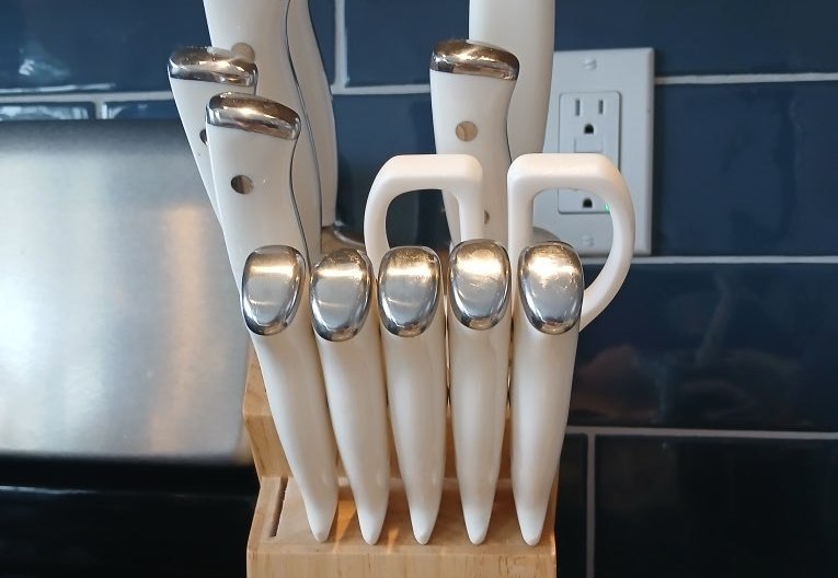 Knives in a Knife Block
